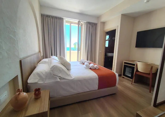 Beach Hotel Terracotta